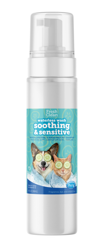 PetAg Fresh ‘n Clean Hypoallergenic Waterless Wash Soothing & Sensitive for Dogs, Cats and Small Animals (9 oz)